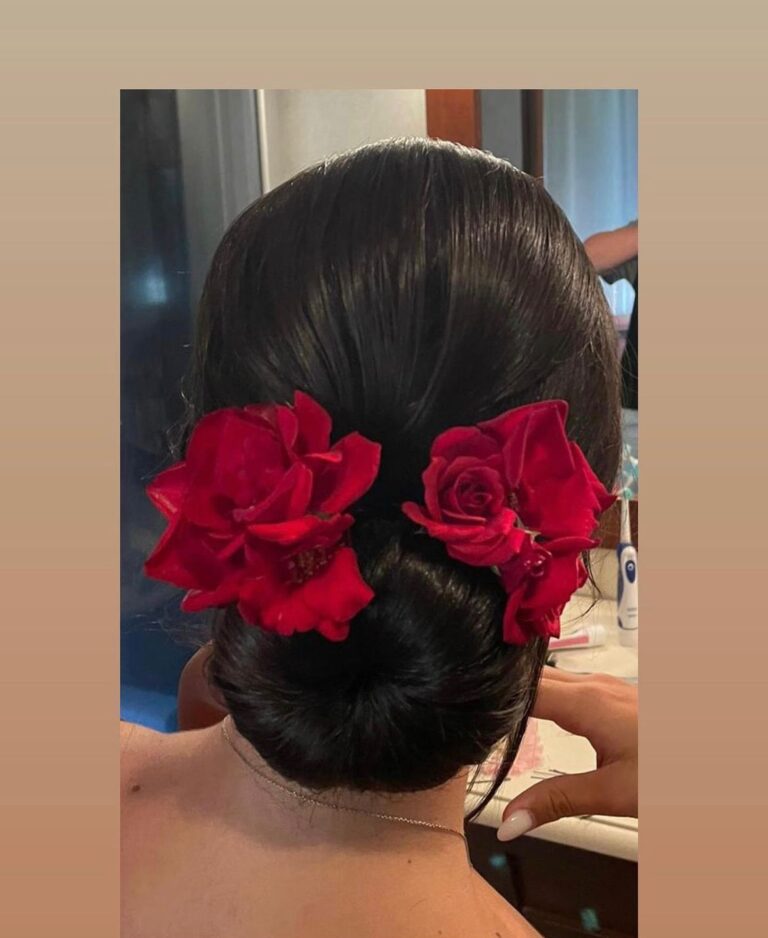 scimmion con rosa rossa tuttipettinati.it